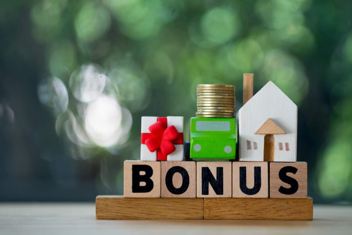  bonus da 100 euro: chi sono i fortunati beneficiari?