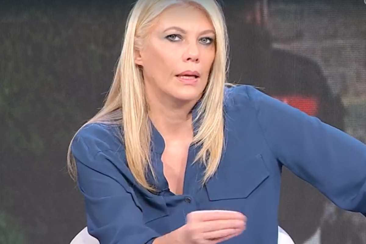 Eleonora Daniele deve scusarsi