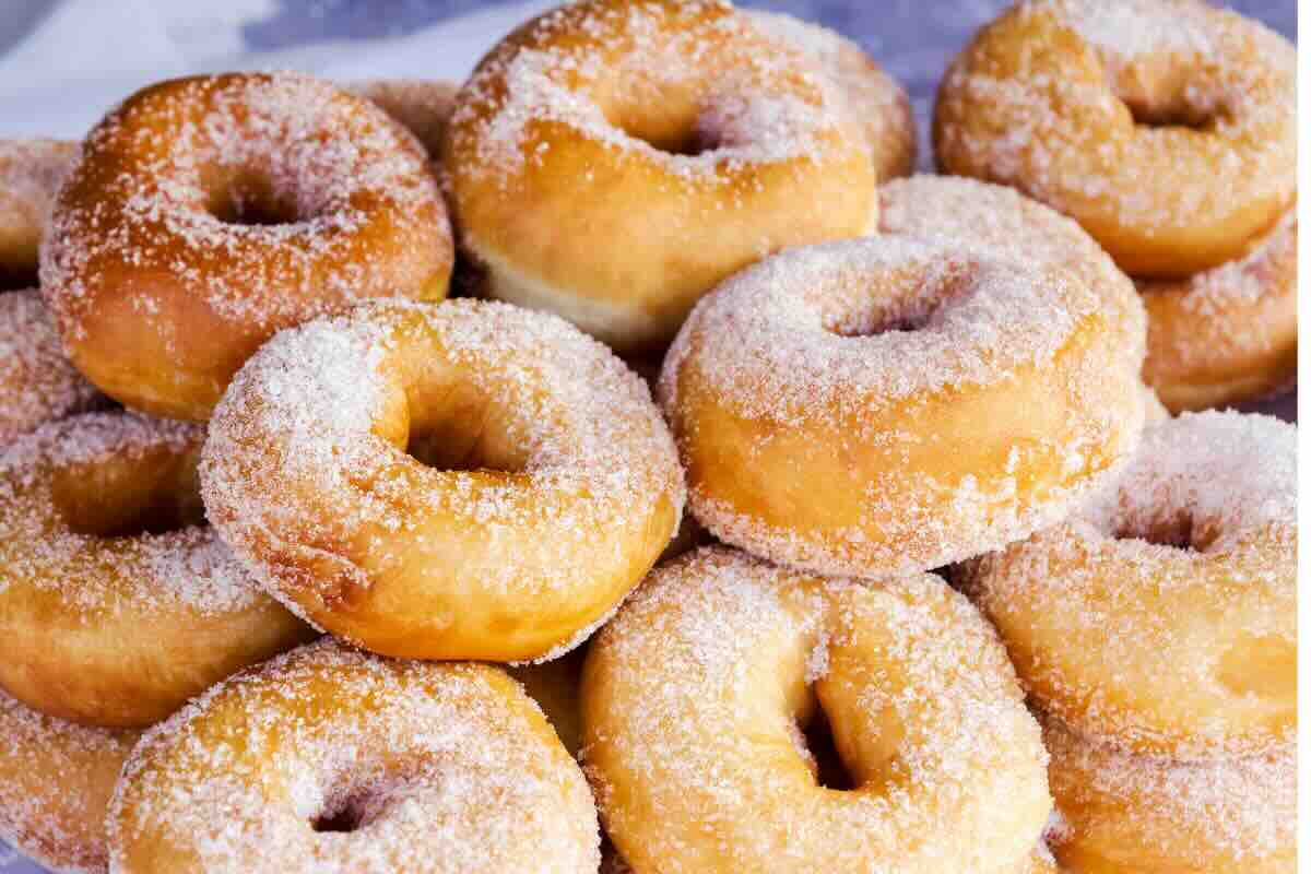 Ciambelle di Carnevale senza lievitazione: veloci da preparazione