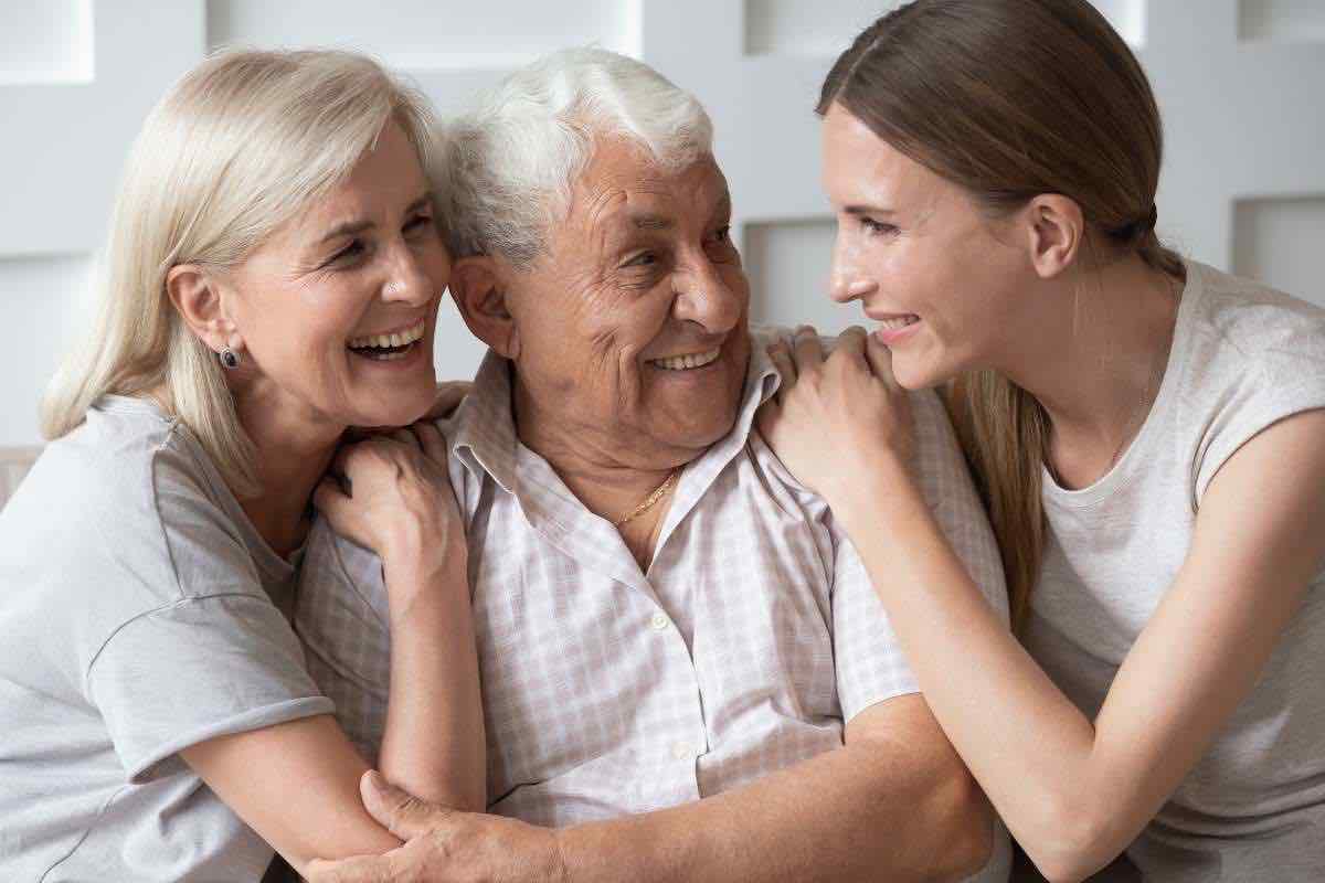Assistenza dei genitori anziani, cosa succede se i fratelli non collaborano