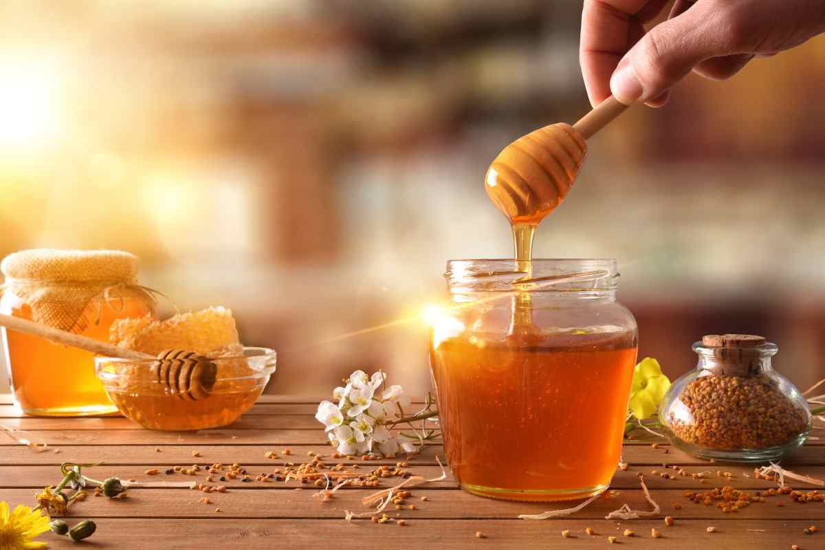 Ecco perché il miele viene chiamato "oro liquido"