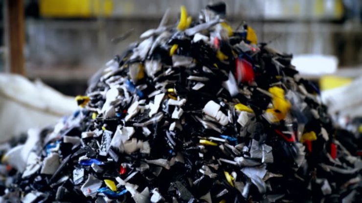 Dove va a finire la plastica riciclata